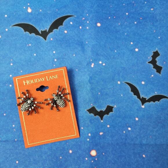 NWT Elegant Crystal Spider Post Back Earrings Macy's Charter Club Halloween - Picture 1 of 4